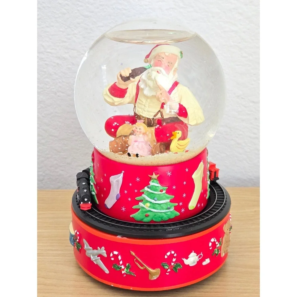 Hallmark Coca-Cola Santa Musical Snow Globe Moving Train 2001